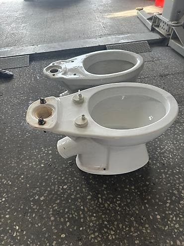 Unitazlar: Məhsul: Podnosnik tipli unitaz kasaları (2 ədəd) Xüsusiyyətlər: - — 2