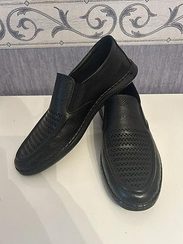 Məhsul: Kişi loafer ayaqqabıları - Rəng: Qara - Model: Slip-on