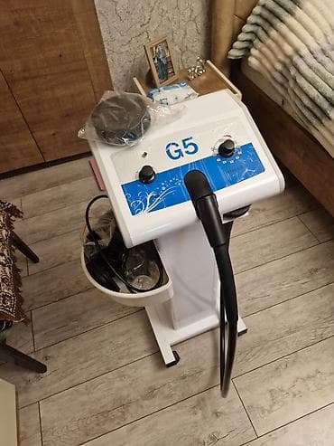 plastik stol stul: GularaG5 aparati 250azn. işlenmeyib. Unvan Varovski — 1