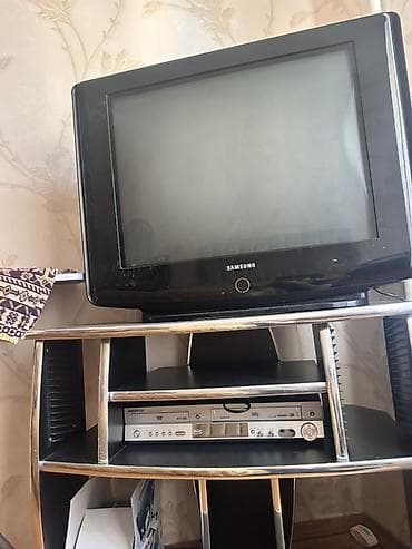 Samsung kineskop TV dvd daxil deil tv ve televizor altliqi satilir — 1