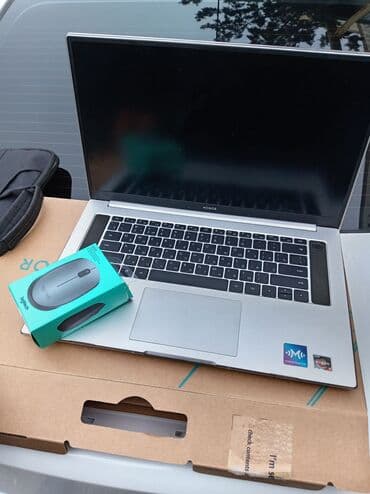 casper notebook qiymetleri: HONOR noutbuk Xüsusiyyətlər: - 15.6" ekran (nazik çərçivə) - HONOR — 4