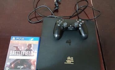 monitor tv: Sony PlayStation 4 Slim oyun konsolu bir pult az işlenib — 2