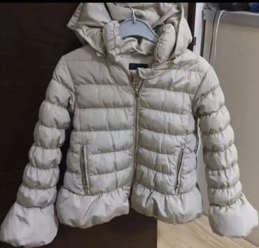 usaq pencekleri: Kurtka, Qız üçün, 7 - 8 yaş, Benetton — 1