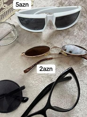 Gün eynəkləri və optik çərçivələr – müxtəlif modellər - Ağ, iri
