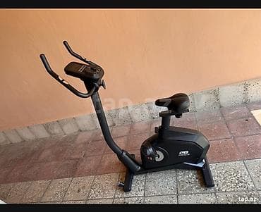 İdman çantaları: Evdə məşq etmək üçün nəzərdə tutulmuş qara rəngli velotrenajor — 1