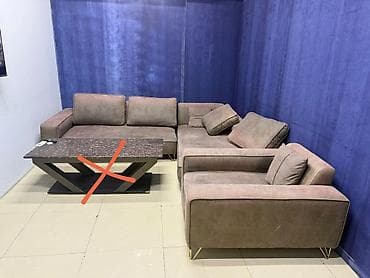 F99Divan satılır 300₼. Açılır bazası var.Ünvan at lalafo.az F99Divan satılır 300₼. Açılır bazası var.Ünvan