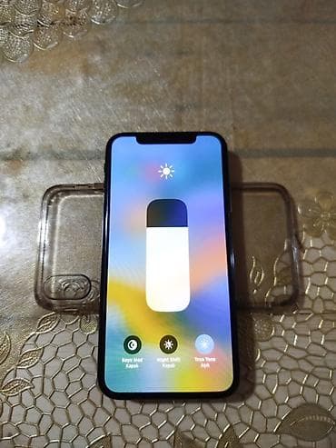 ayfon x satiram: IPhone X, 64 GB, Qara, Face ID — 2