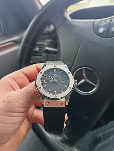 esger saatlari: Qol saatı, Hublot, rəng - Qara — 1