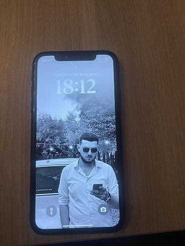 iphone vip: IPhone 11, Qara, Face ID — 1