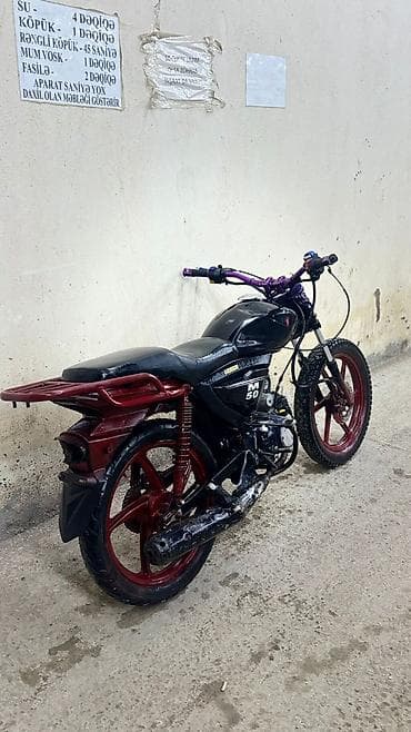 moped motosiklet: Barterde olar ustunde pul vererem 80 kub ideal tek problem sened — 1