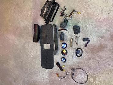on panel: BMW E46 üçün aksesuar və ehtiyat hissələri paketi Məzmun: - BMW — 4