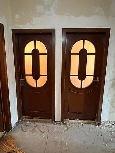 modern qapilar: Qonaq otağı üçün İşlənmiş Otaq qapısı Naliçnik ilə, Zəmanətsiz, Ünvandan götürmə — 1