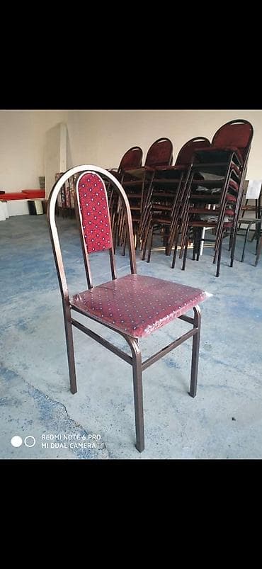 Şəkilde gorduynuz stul tezesi 14 manatdi. Yenidir. Istehsal edirik