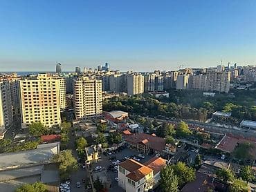 Mənzillər: Satılır 3 otaqlı yeni tikili 135 m², Gənclik m. Kateqoriya Yeni — 7