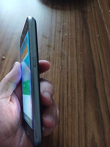 samsung a31 ekran: Samsung Galaxy J1 2016, 8 GB, rəng - Qara, İki sim kartlı — 2