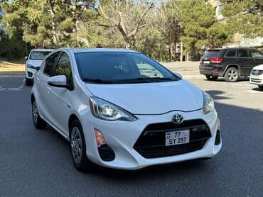 taksi ucun maşınlar: Toyota Prius: 1.5 l | 2016 il Hetçbek — 1