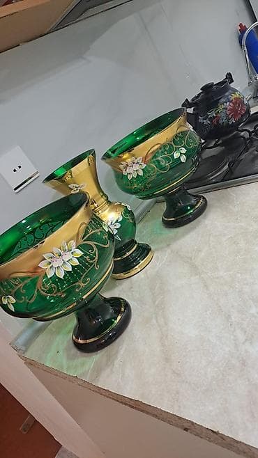 8 mart hediyye: Çay dəsti, rəng - Yaşıl, Şüşə, Bohemia, Çexiya — 1