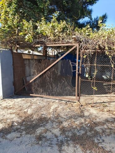 18 kv. m, 3 * 6 * 2 Daş Kommunal xətlər qoşulmayıb