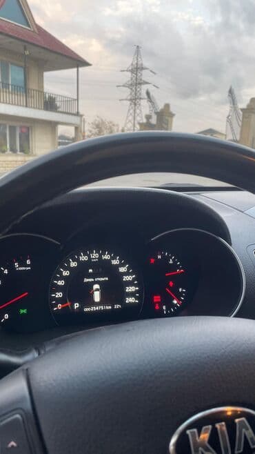 yağış sensoru: Kia Sorento – qara rəngli, şəhər və uzun yol üçün rahat və güclü SUV — 7