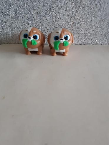 Oyuncaq itlər. Bir ədədi 2 manatdı. ikisini alana 3 manat. ( 2