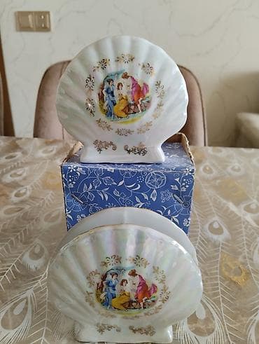 ağ sarocka: Digər — 1