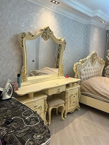 azadligda kiraye evler: Ünvan: Neapol dairəsi Mertebe: 9 mertebeli binanın 8-ci mərtebəsi — 6