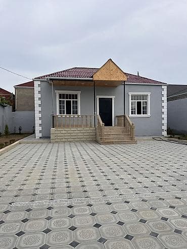 Binəqədi qəs. 3 otaqlı, 110 kv. m