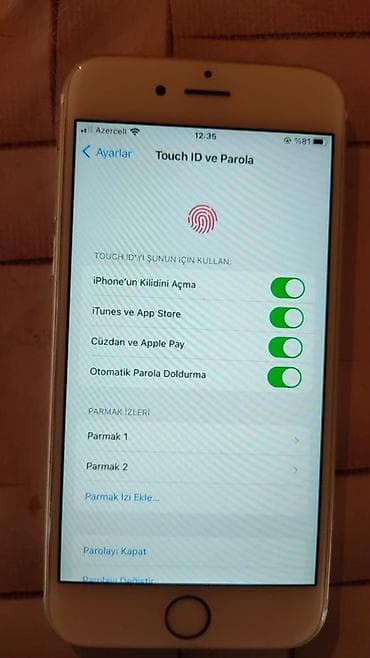 iphone 12 ekran sekilleri: IPhone 6s, Qızılı, Barmaq izi — 3