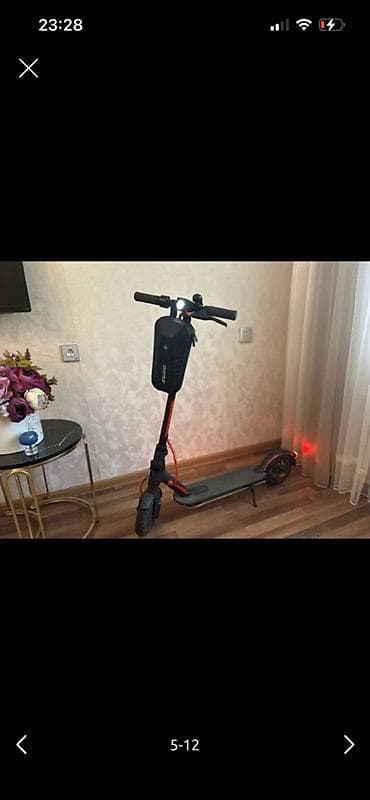 skute: İşlənmiş Elektrik samokat 8", 501 - 750 Vt, 16 - 25 km/s, Ünvandan götürmə, Ödənişli çatdırılma — 10