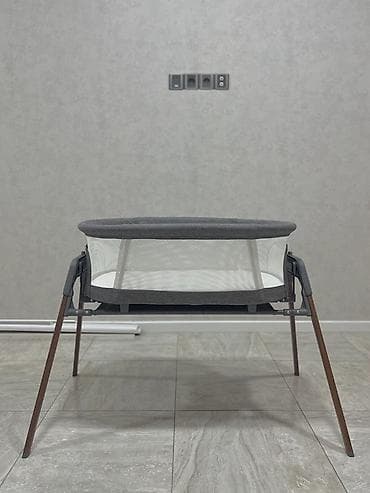 beşiyler: Oğlan və qız üçün, Dördbucaq, Beşik, Yellənmə mexanizmsiz — 3