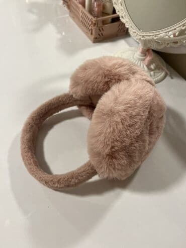 Chevrolet: Tüklü qulaqcıq (earmuff) – pastel çəhrayı/bej rəngdə - Yumşaq, sıx və — 1