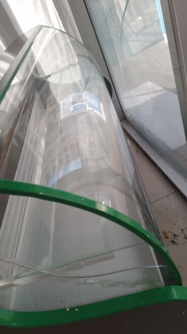 Avtoservis avadanlıqları: Mağaza üçün soyuducu vitrin - Ön hissəsi qövs formalı şüşə vitrin — 2