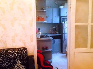 Bakı, 2 otaqlı, Köhnə tikili, m. Memar Əcəmi, 40 kv. m — 6