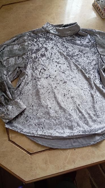 uzun paltar: Gümüşü rəngli qadın bluzu - Material: məxmər/parıltılı velvet — 4