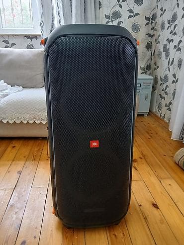 JBL Kolonka, Növ - Portativ, rəng - Qara lalafo.az -da JBL Kolonka, Növ - Portativ, rəng - Qara