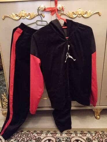 S olcu desd sport desd 2.3 defe geynilib - 2 hissəli: kapüşonlu