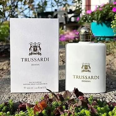 Trussardi Donna Eau de Parfum –30ml, 50ml, 100 ml (3.4 fl. oz.) -