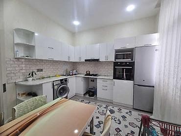 Mənzillər: İcarəyə verilir 2 otaqlı yeni tikili 70 m², 28 May m. Kateqoriya Yeni — 6