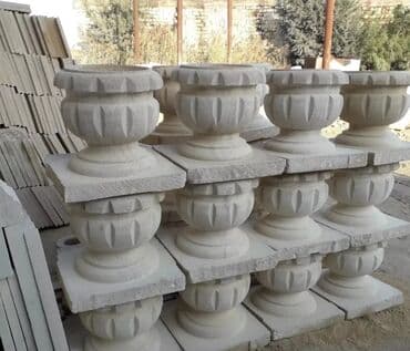 большие горшки для цветов: Bahar və yay çiçəkləri üçün nəzərdə tutulmuş, daşdan hazırlanmış — 42