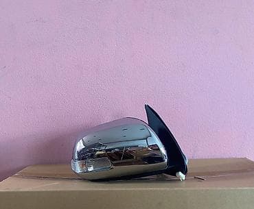 Toyoto Hilux 2012 yan guzgu . Toyoto Hilux 2012 qabaq sag ( sağ ) sol