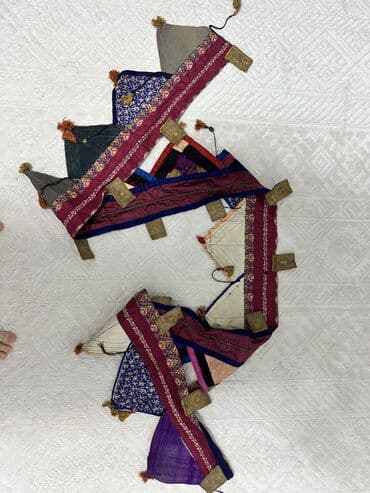 kurtka m l: 1930-1935 illərə aid əl işi dekorativ “Taxça başı” adlandırılan parça — 5