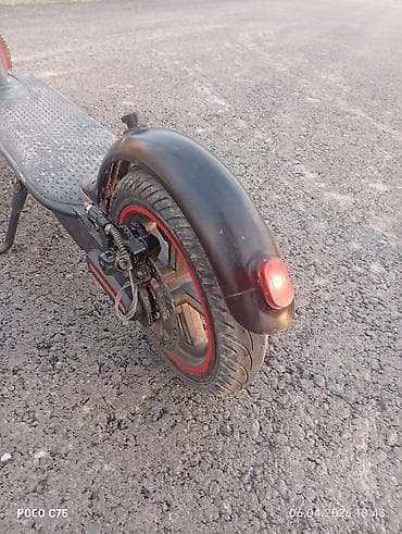 irşad velosiped 29: Toba ST-350 Elektrikli skuter - Rəng: qara, qırmızı detallarla - — 2