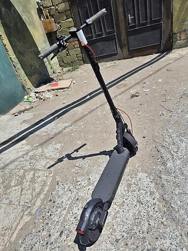 suru: Elektrikli skuter – şəhər daxili gediş üçün rahat və kompakт nəqliyyat — 8