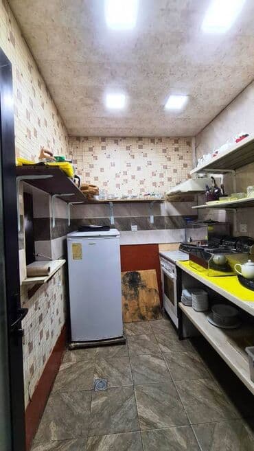 nerimanovda obyekt satilir: Köhnə Günəşli Venesiya şadlıq sarayı yaxınlığı Turş su restoranının — 17