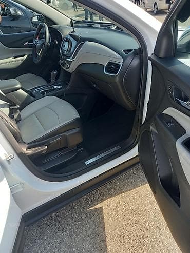 Chevrolet Equinox – komfortlu və funksional kompakt SUV salonu - İki — 1
