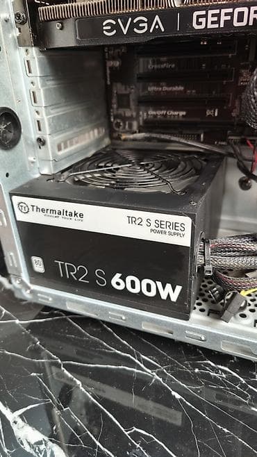 Güclü sistem bloku satılır. Ana Plata: GIGABYTE GA-P85-D3 (4 ədəd — 6