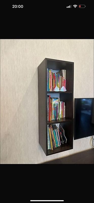 televizor altligi divarda: Düz TV altlığı, Polkalı, Laminat — 4