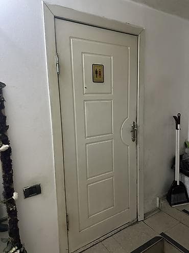 Uniseks tualet qapısı – interyer və ictimai məkanlar üçün - Material