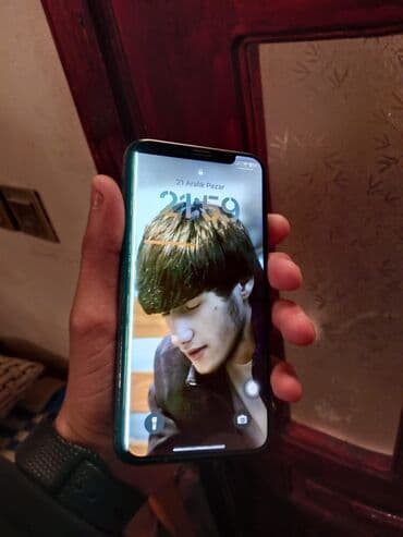 Компьютеры, ноутбуки и планшеты: IPhone Xs, 256 ГБ, Черный, Битый — 4