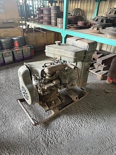 baklar ve cenler: Sənaye tipli benzin/dizel generator qurğusu (Hal hazırda işlek deyil — 1